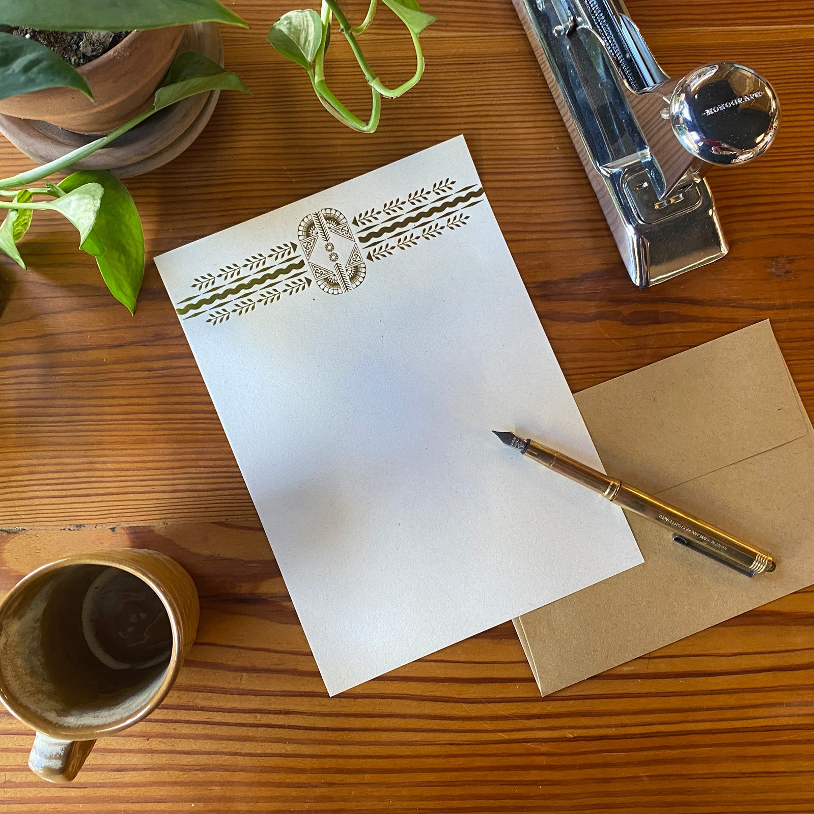 Desert Writing Desert Bloom Letter Writing Set (White) – HAMMERPRESS
